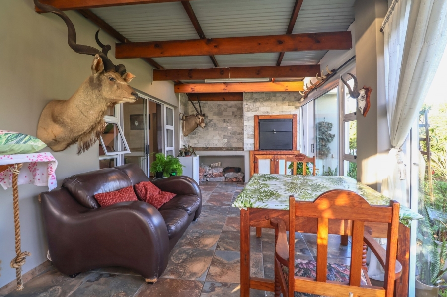 4 Bedroom Property for Sale in Kraaibosch Country Estate Western Cape